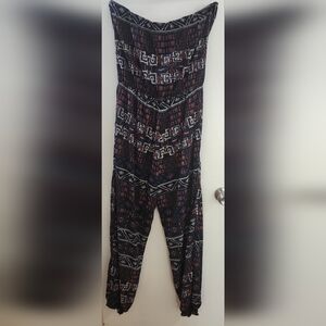 2B Bebe Patterned Jumpsuit